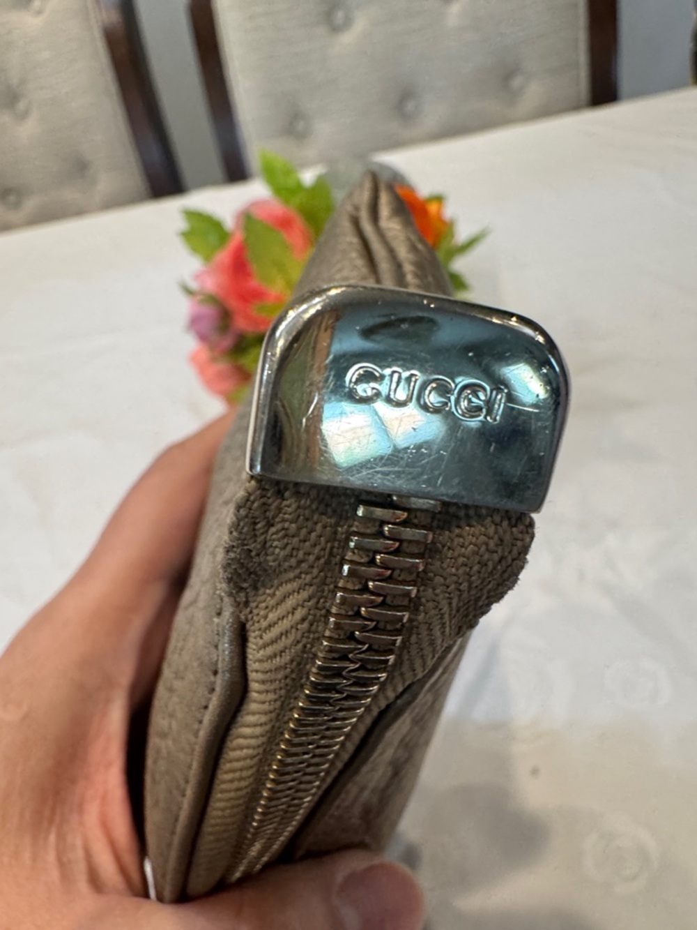 Authentic Gucci Metallic Pewter Leather Wristlet Clutch - Picture 10 of 14